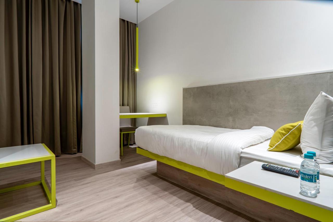 Le Roi Express Paharganj Hotel Ню Делхи Екстериор снимка